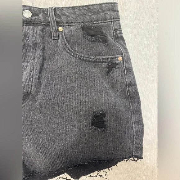 NWOT Wild Fable High Rise Cut Off shorts size 8 - Picture 4 of 7